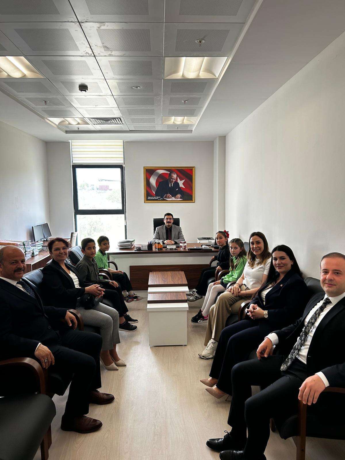 Miniklerden Başsavcı Bozkaya'ya Anlamlı 23 Nisan Ziyareti 4